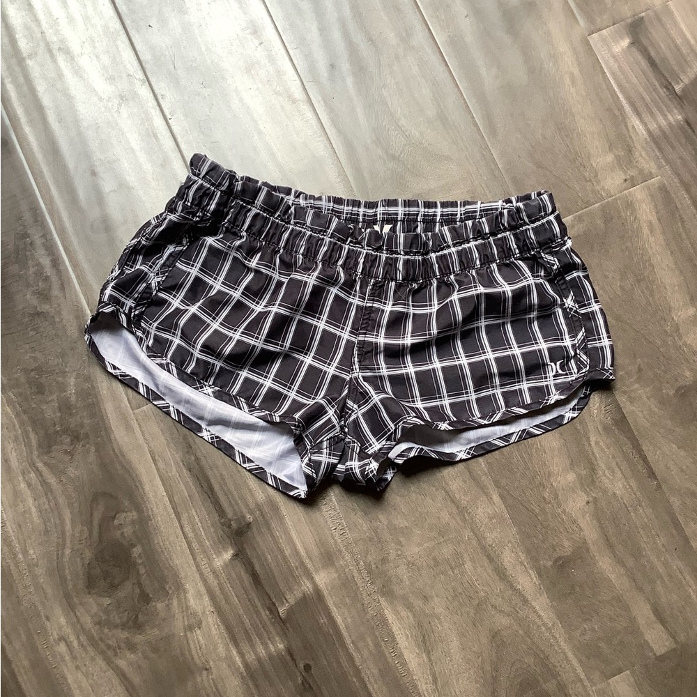 Hurley running shorts size M